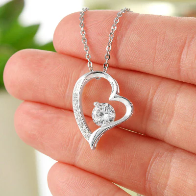 COLLIER VINGTAGE - COEUR | NOSTALGIA™ – Image 3